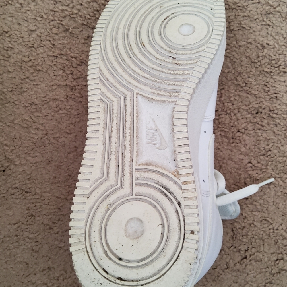 🔥Nike Air Force 1 '07 Mens White Sneakers Size 7.5🔥 - Picture 10 of 16